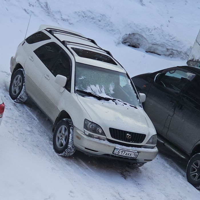 Продам лексус рх 300