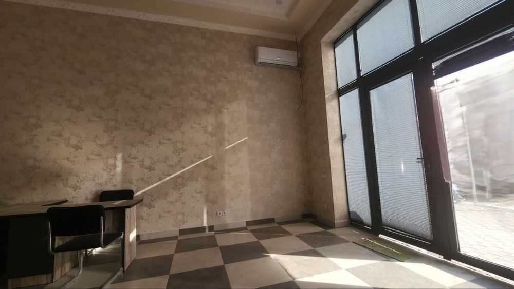 Сдам 30 м² в Аренду. 1-Линия. Махтумкули. Ташсельмаш. Яшнабадский!