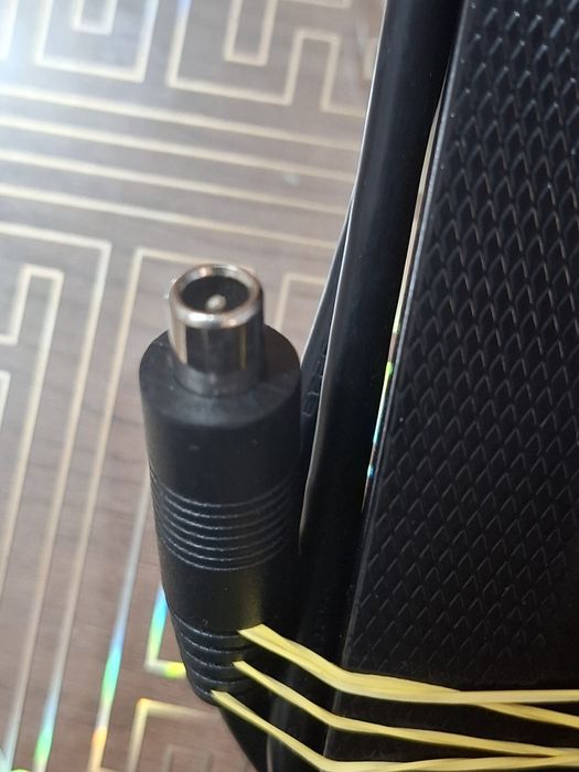 Vând încărcător trotineta si biciclete