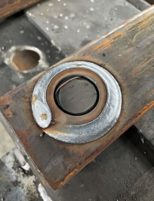 Заваръчен робот АВВ - Робот за заваряване - Welding robot ABB