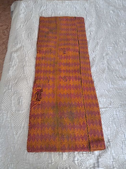 Коржын старый. Примерно 80 лет