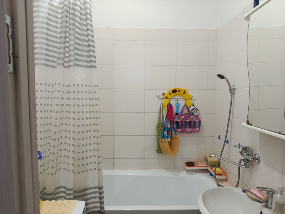 Продам 3х квартира, Микрорайон юбилейный