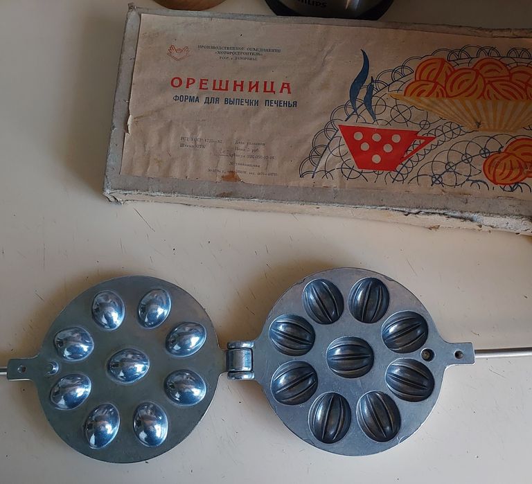 Продам орешницу.