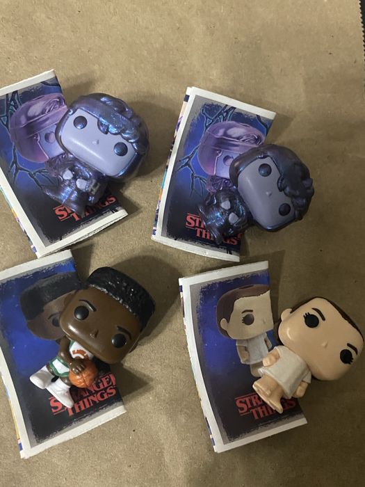 Киндер очень странные дела