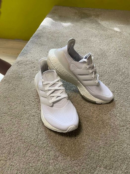 Adidas Ultraboost 21