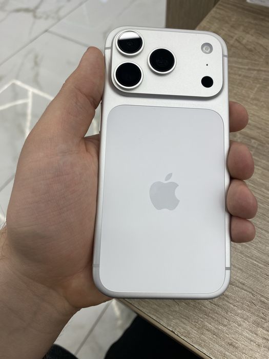 iPhone 17 Pro 256gb 100акб на гарантии