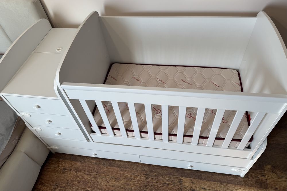 Дървено легло (кошара)  Dreamy с люлеещ механизъм