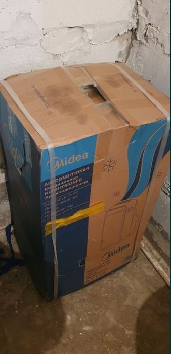 Мобильный кондиционер Midea