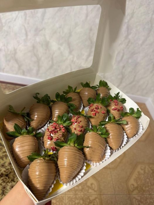Клубника Шоколаде Подарок клубника