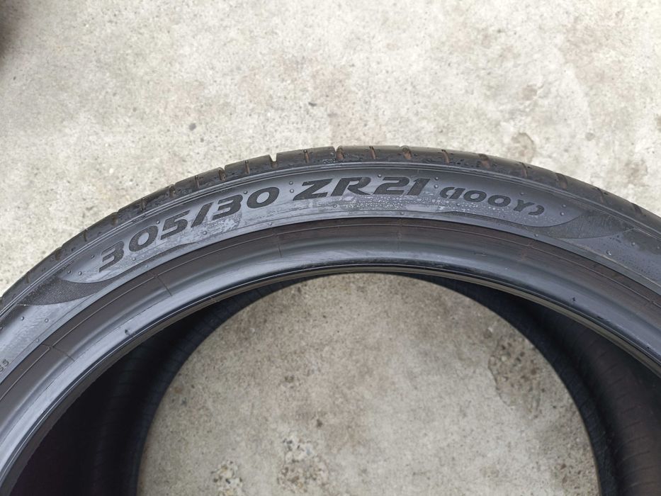 Doua anvelope vara 305 30 21 pirelli p zero pz4 profil de 7 mm dot 2023