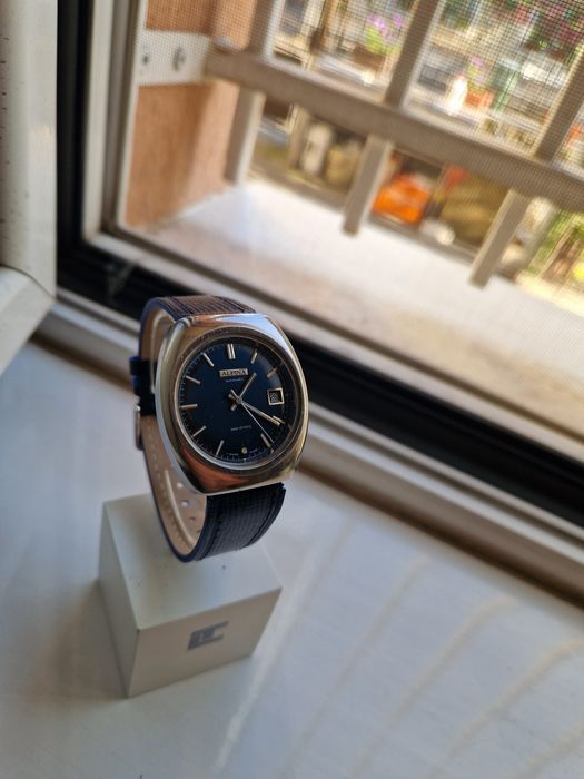 Страхотен антикварен швейцарски ръчен часовник Alpina Sea- Strong