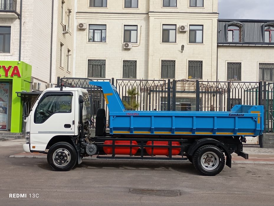 Исузу самасвал сотилади