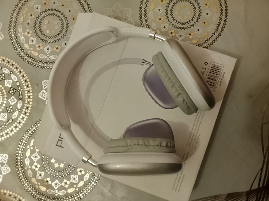 Головные наушники Р9