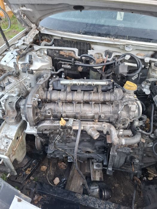 Двигател 1.9jtdm