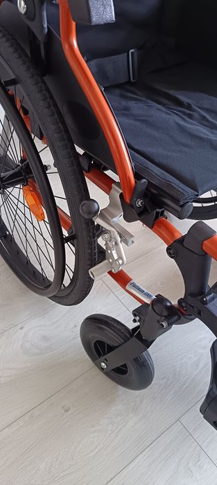 Продаётся коляска в отличном состоянии инвалидная