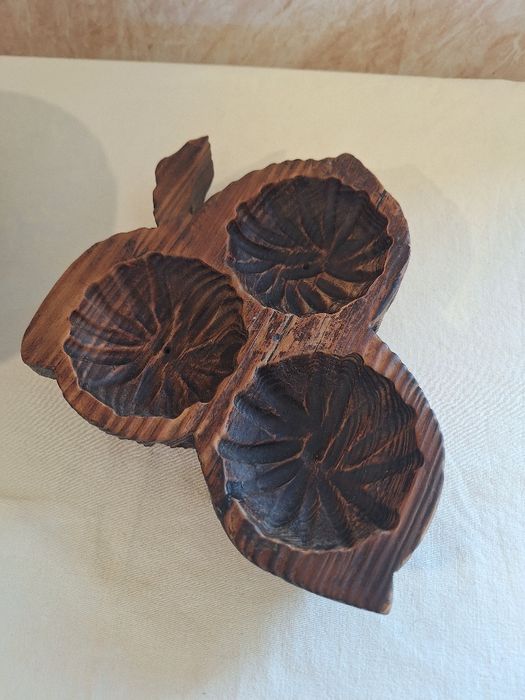 Фруктиера и купа за ядки