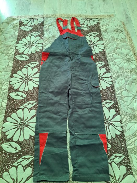 Продам спец одежду