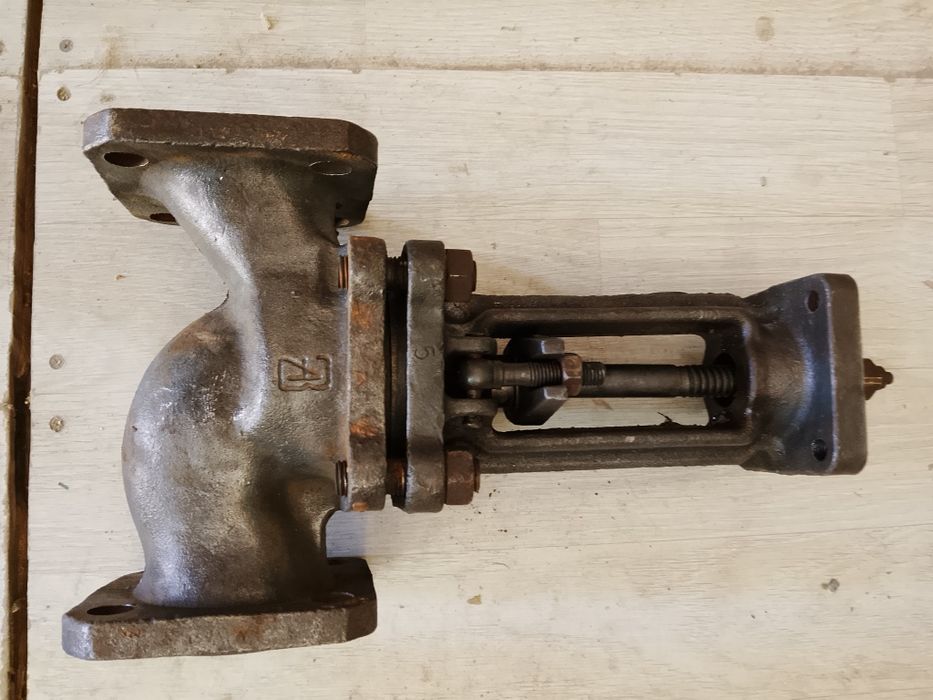 Запорный вентиль стальной Ду 50, Ру 40, фланцевый