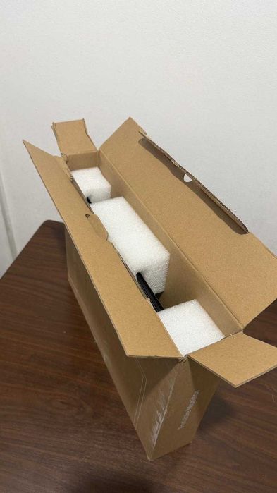 Monitor portabil UPERFECT UXbox E2 16” 2K 144Hz Gaming – ca nou