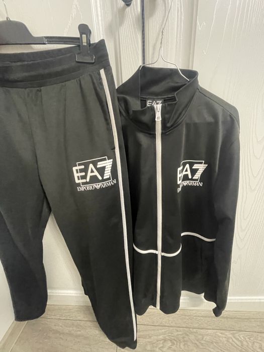 Trening EA7 (Emporio Armani)