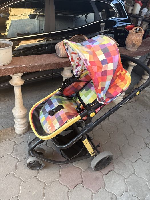 Carucior 3 in 1 si masuta de infasat