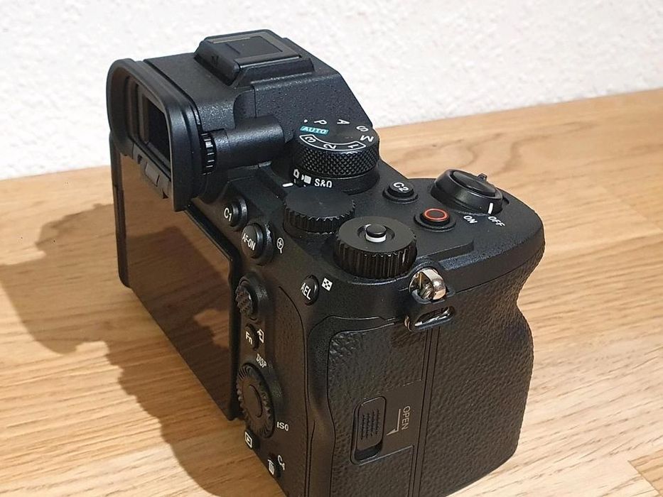 Sony Alpha 7 Mark IV / A7IV