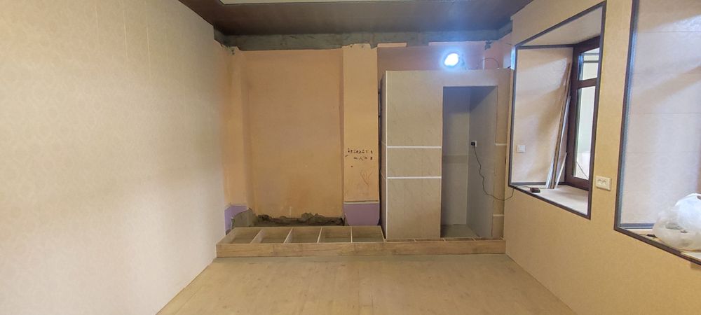 Mexrob Shkaf uyingizni razmerida