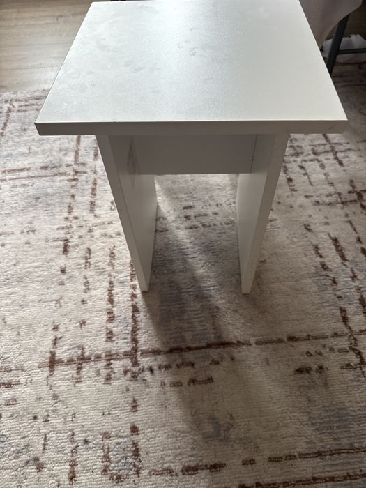 Новые белые табуретки 2 шт обе за 4500 тг