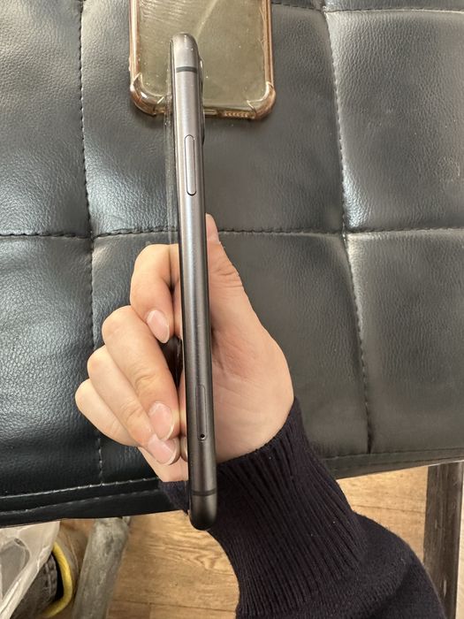 Продам Iphone 11, 64gb, 76 АКБ