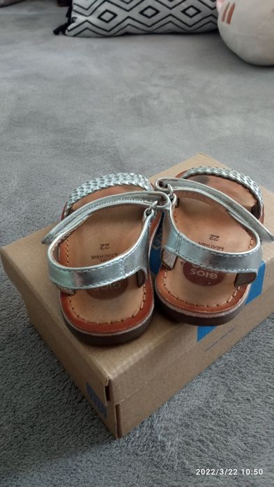 Детски сандали на Gioseppo и спортни Puma