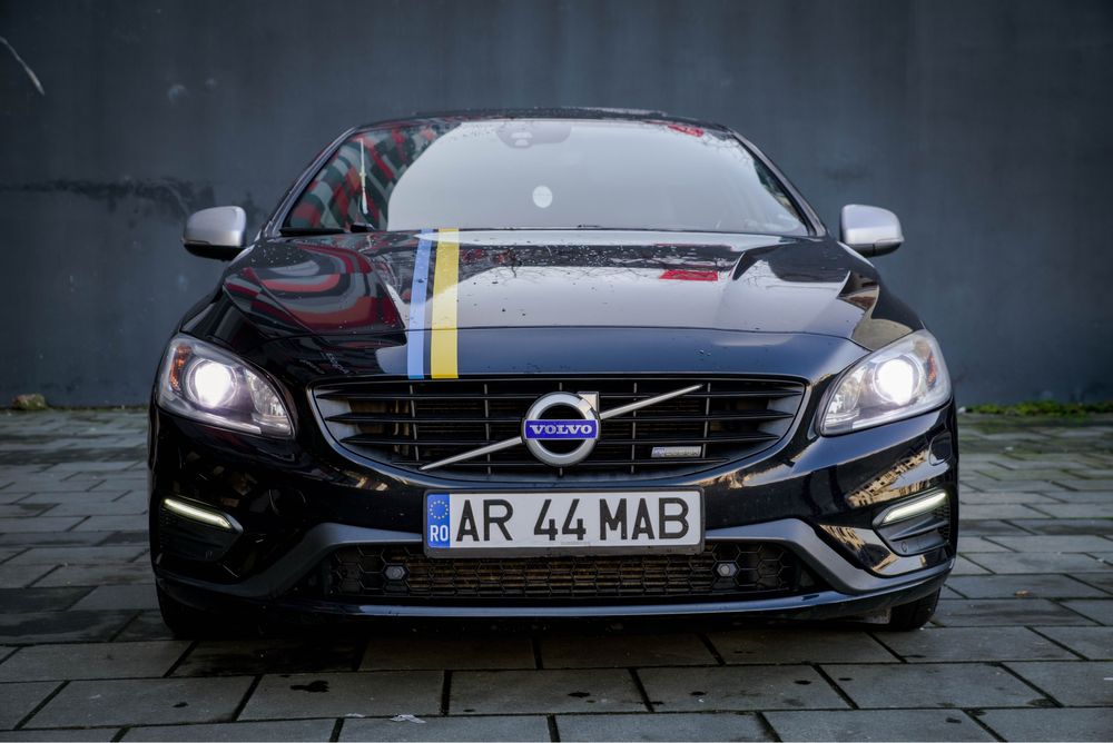 Volvo S60 R-Design 2015 | 2.0 Diesel 230 CP | Trapa