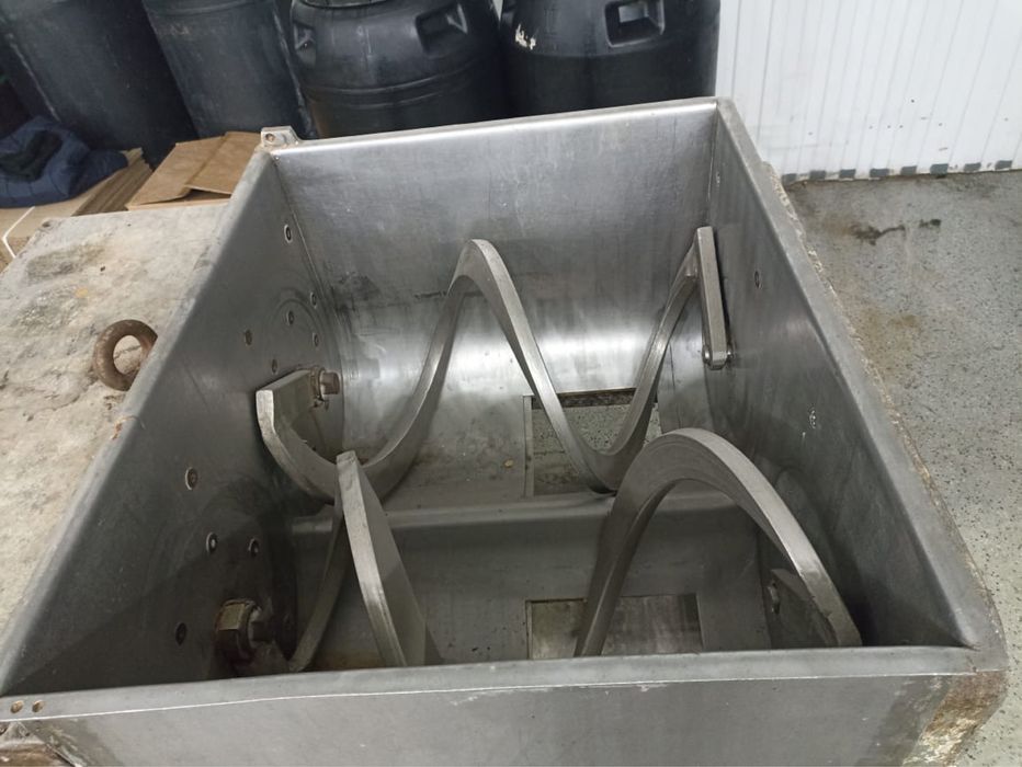 Сатылымда б/у тестомешалка