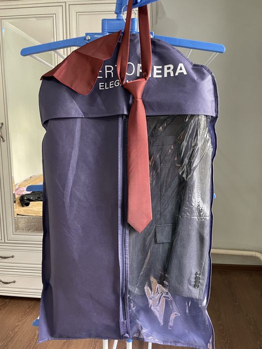 Костюм мужской