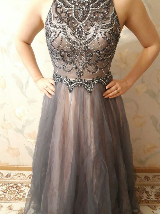 Продам вечернее платье