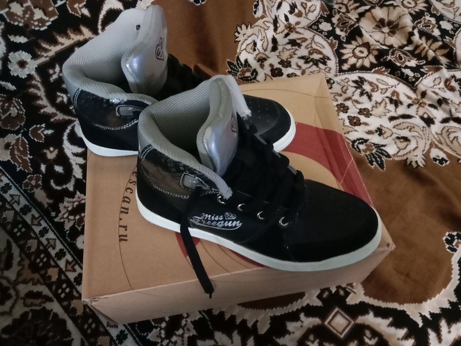 Обувь для девочки