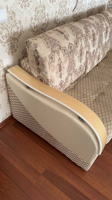 Диван для гостиной