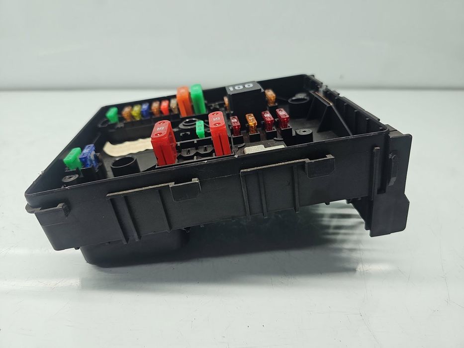 Panou sigurante Skoda Yeti (5L) [Fabr 2009-2020] 1K0937125D