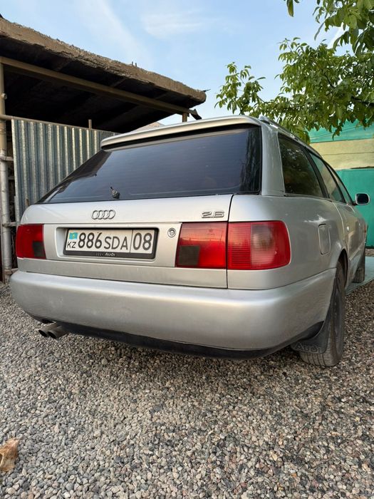 Audi c4, в рабочем  состояни , из одних рук,