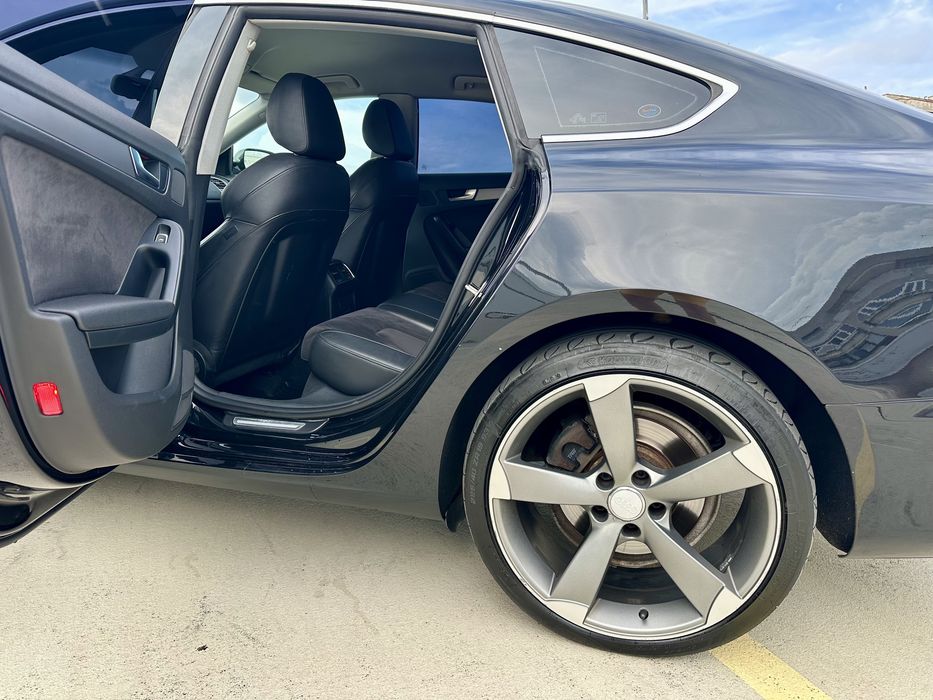 Audi A5 2.0TDI 177cp - 2013