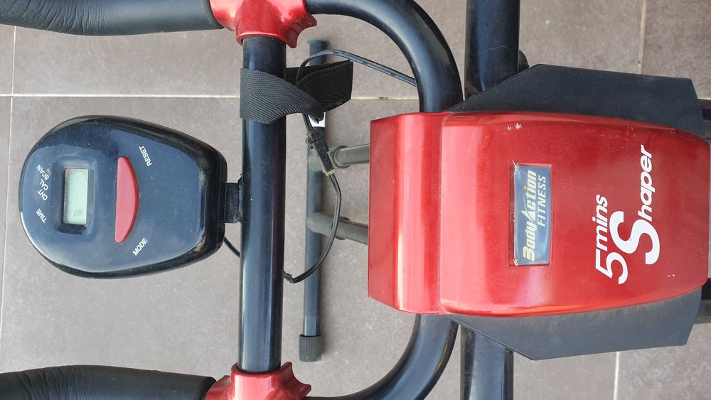 Aparat pentru abdomene Body Actin Fitness