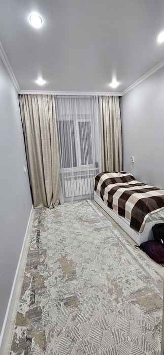 Продам квартиру 4-х комнатный