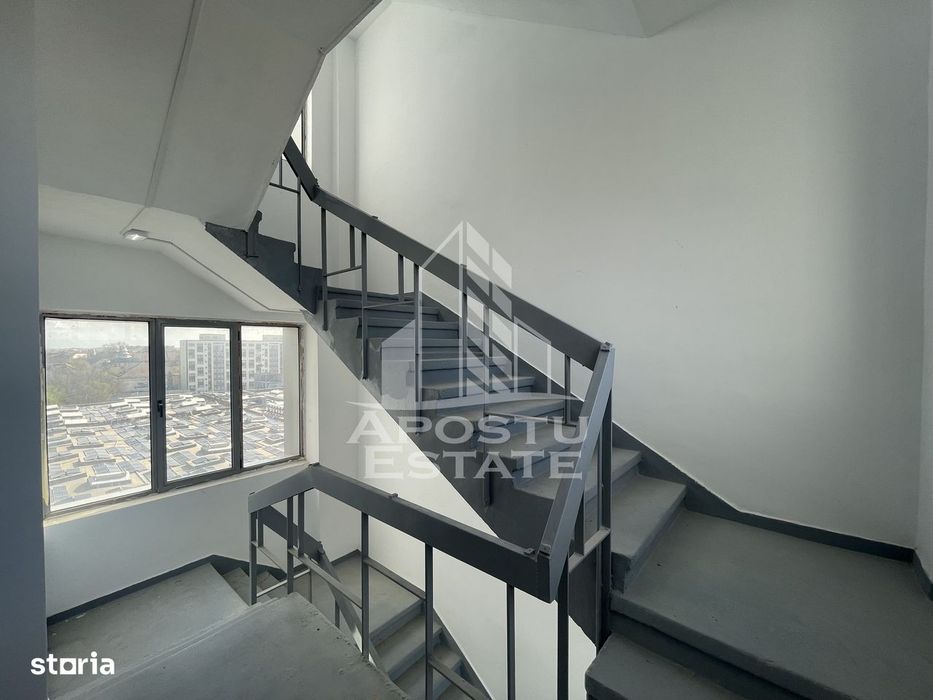 Spatii birouri, 440 pana la 1350 mp, Zona Lipovei