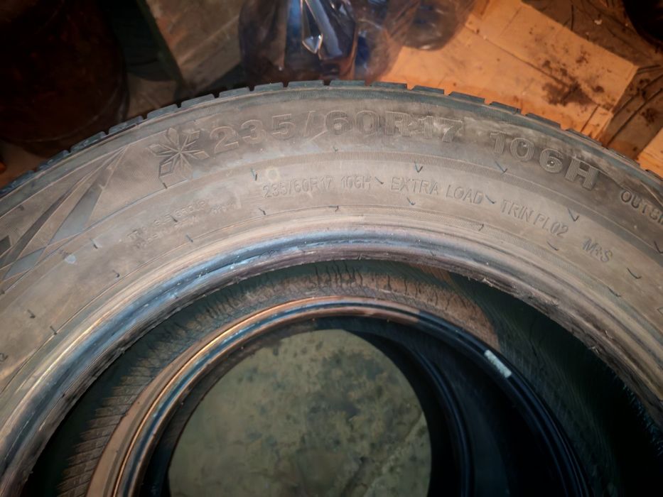 Шина на Тойота Сиена