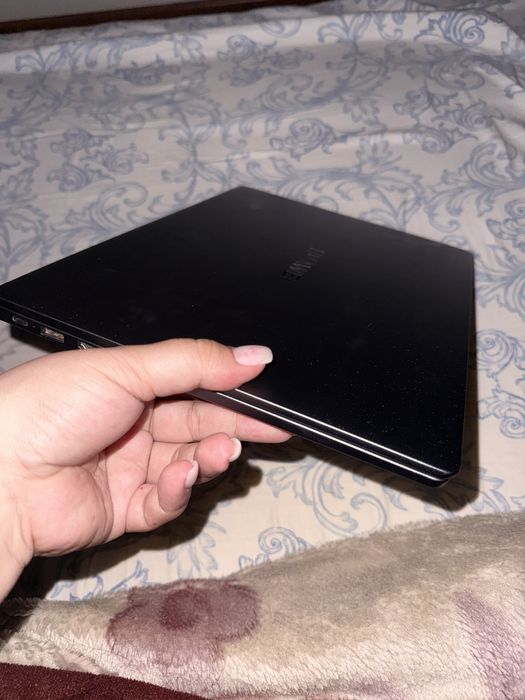 Ноутбук Huawei MateBook