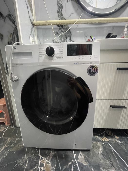 Продам стиральную машину