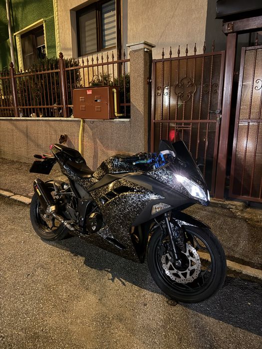 Kawasaki ninja 300
