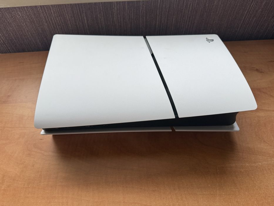 Playstation 5 /1 TB с гаранция