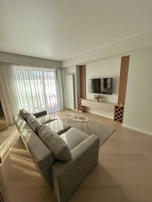 Apartament 2 camere de inchiriat in Cortina North