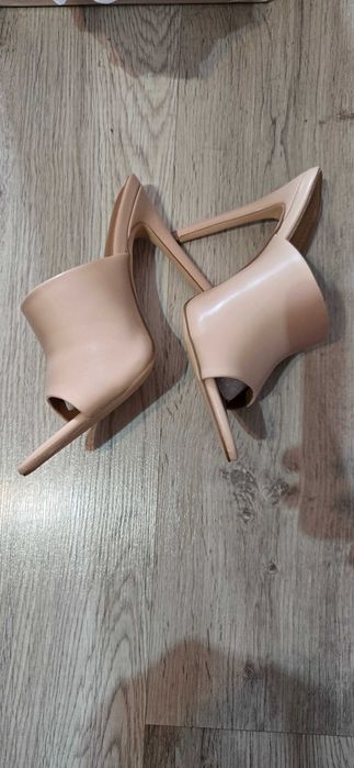 Incaltaminte Botinelli