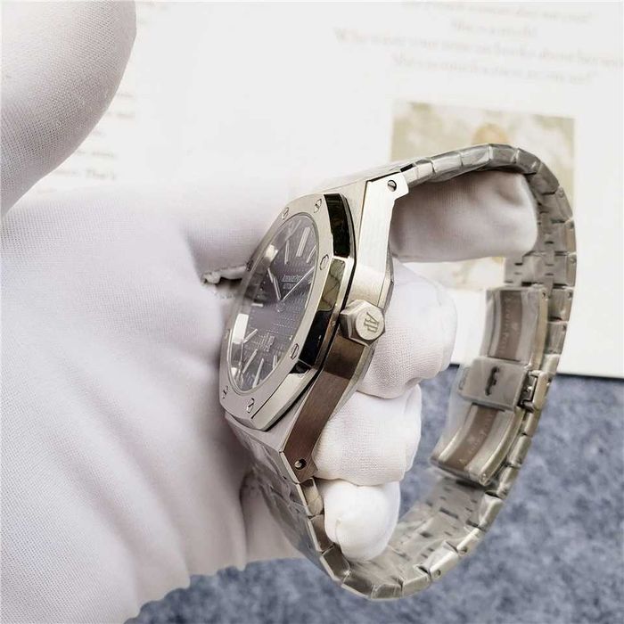 Ceas A.u.d.e.m.a.r.s Piguet ROYAL OAK Automatic Reducere 2026 !!